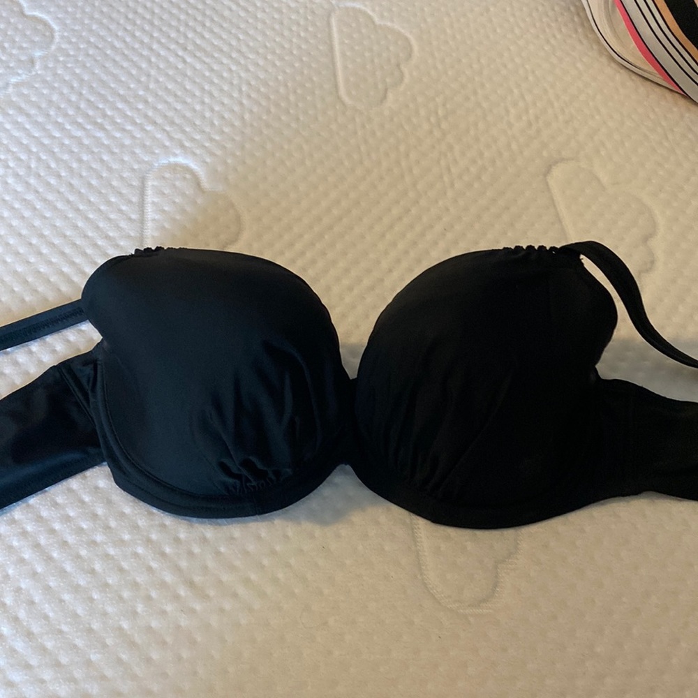 Women 40f swim top
